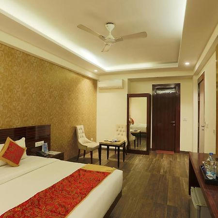ניו דלהי Hotel Lohias Delhi Airport מראה חיצוני תמונה