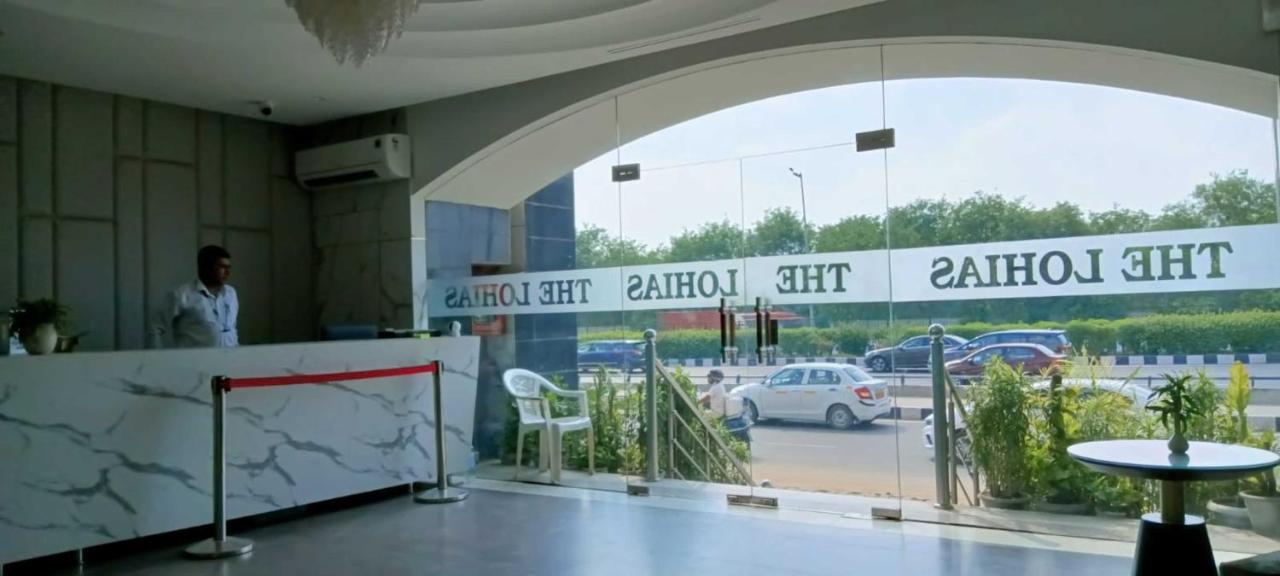 ניו דלהי Hotel Lohias Delhi Airport מראה חיצוני תמונה