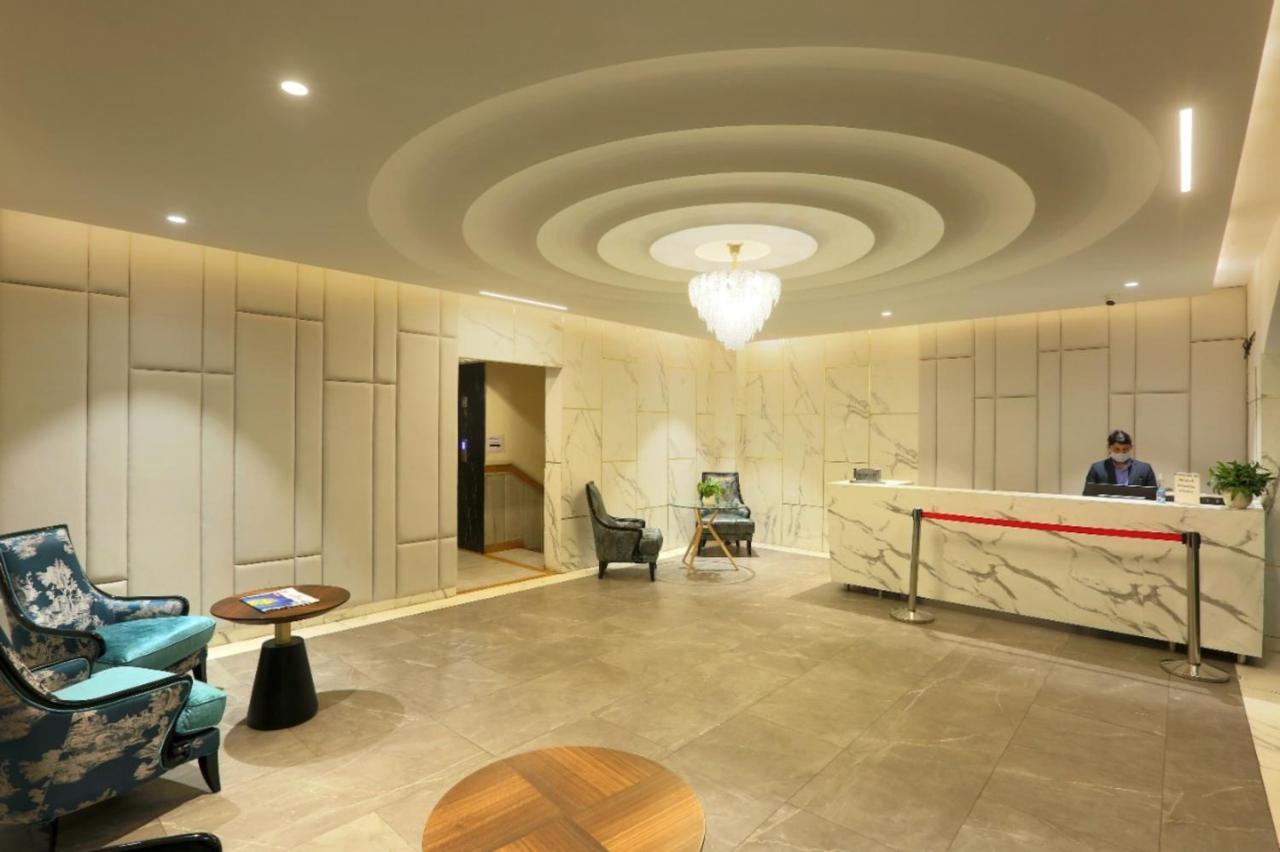 ניו דלהי Hotel Lohias Delhi Airport מראה חיצוני תמונה