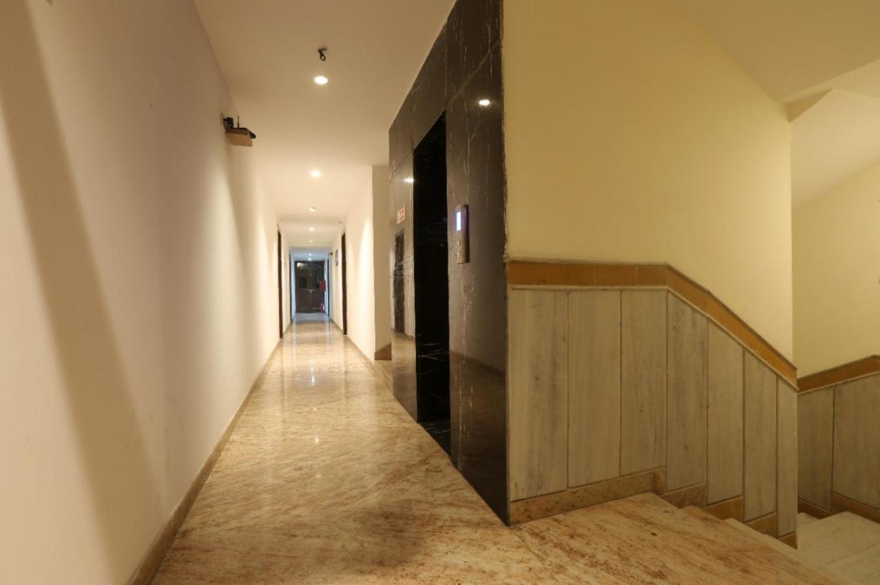 ניו דלהי Hotel Lohias Delhi Airport מראה חיצוני תמונה